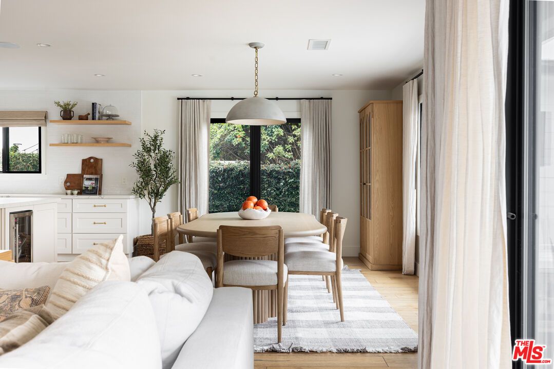 Dining room, Interior, Living room, Pendant Lights, Recessed Lighting, Wood Texture Flooring