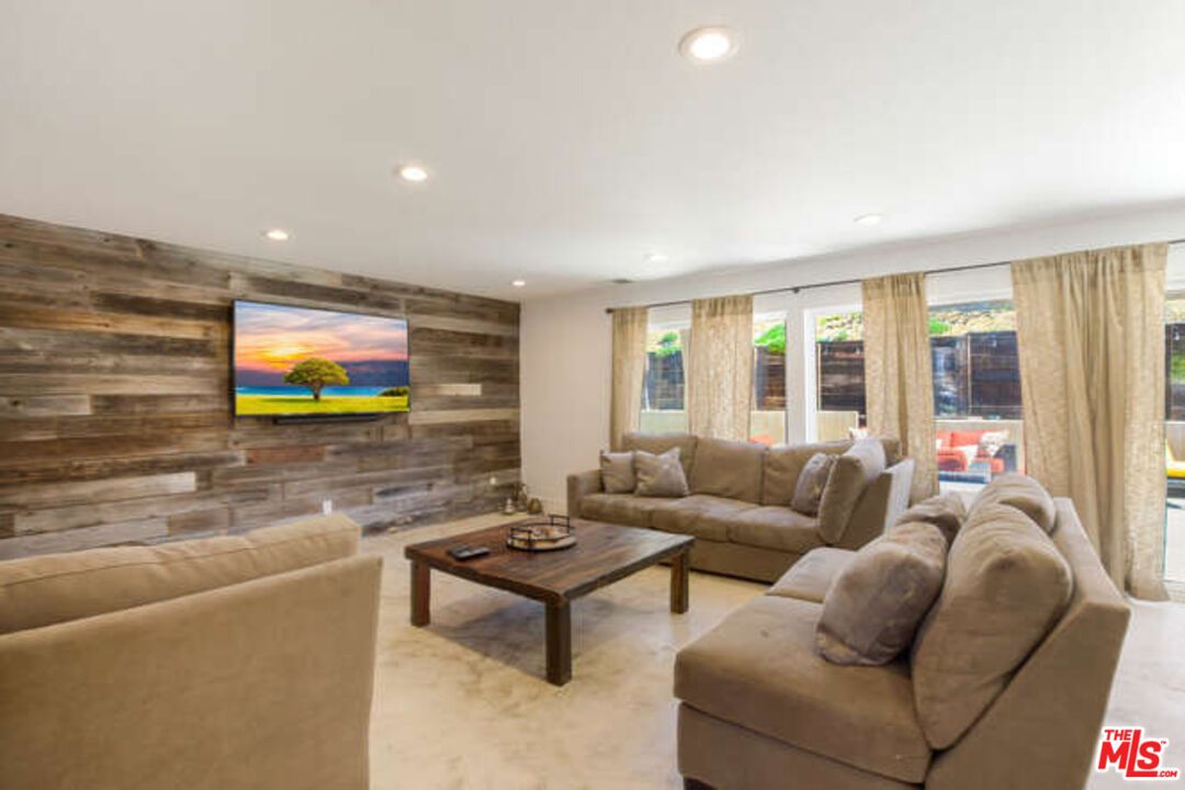 Interior, Living room, Recessed Lighting, Wooden Walls