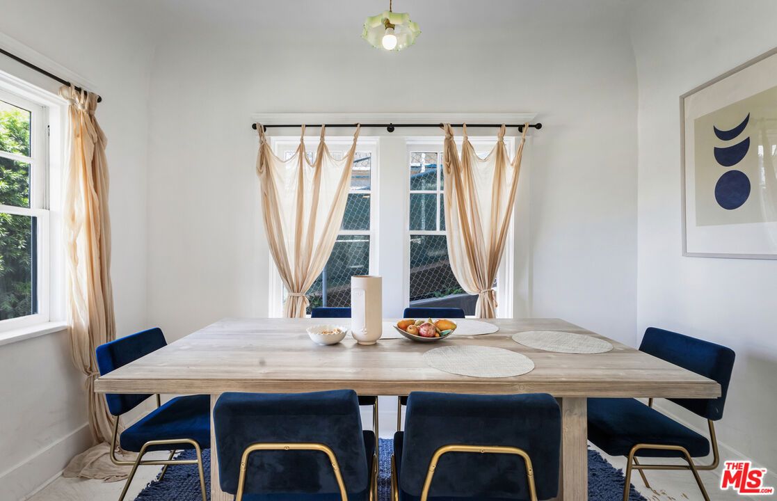 Dining room, Interior