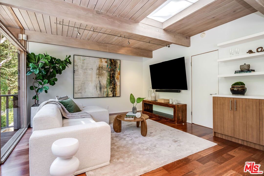 Interior, Living room, Wooden Beams, Wooden Ceilings, Wood Texture Flooring