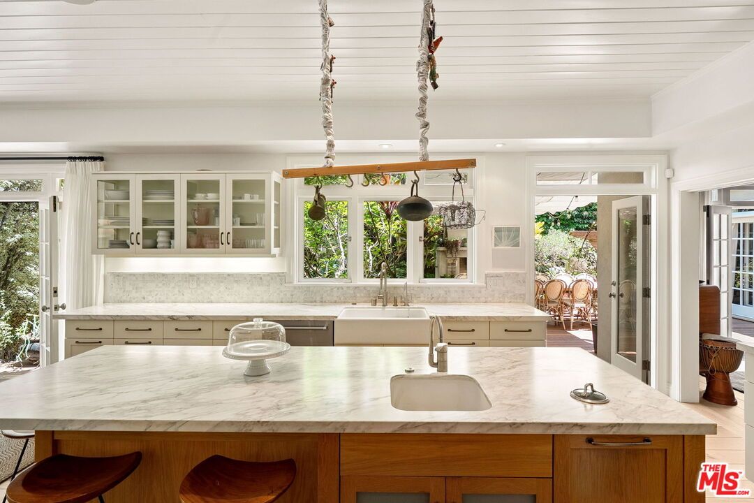 Interior, Kitchen, Pendant Lights, Recessed Lighting