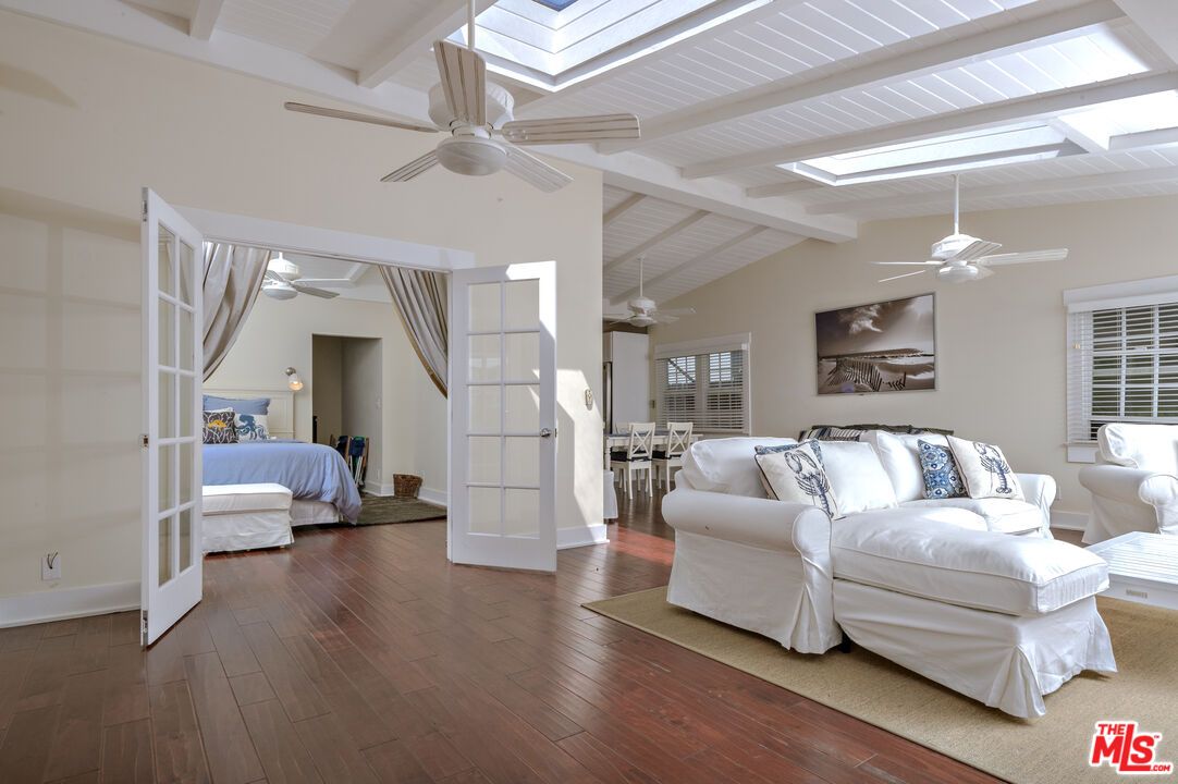 Bedroom, Dining room, Interior, Wood Texture Flooring