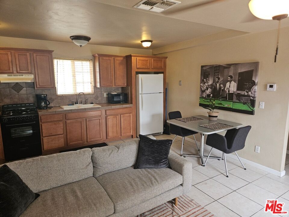Dining room, Interior, Kitchen, Living room