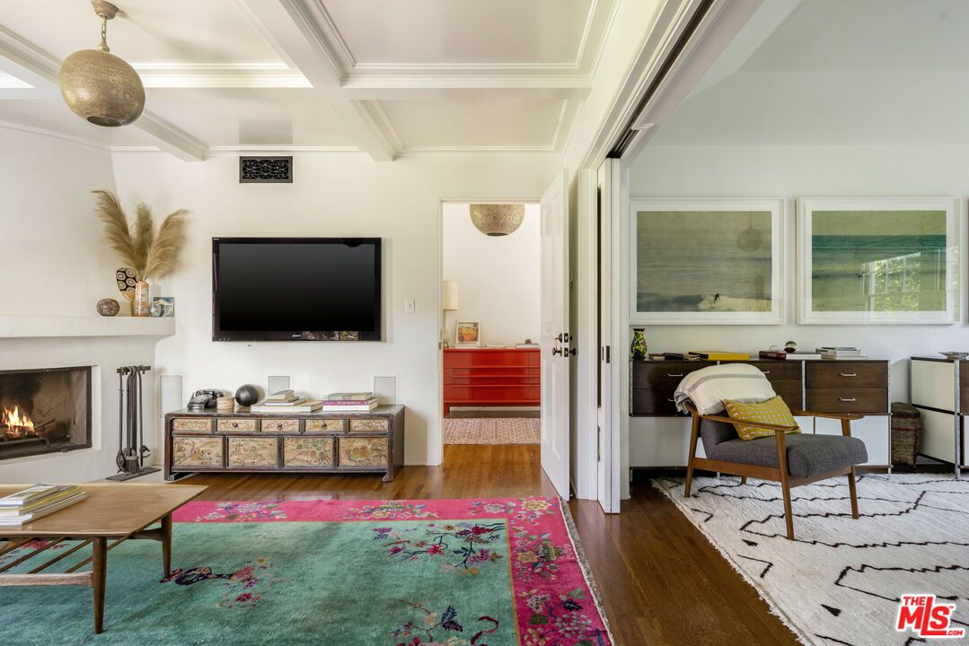 Fireplace, Home Office, Interior, Wood Texture Flooring