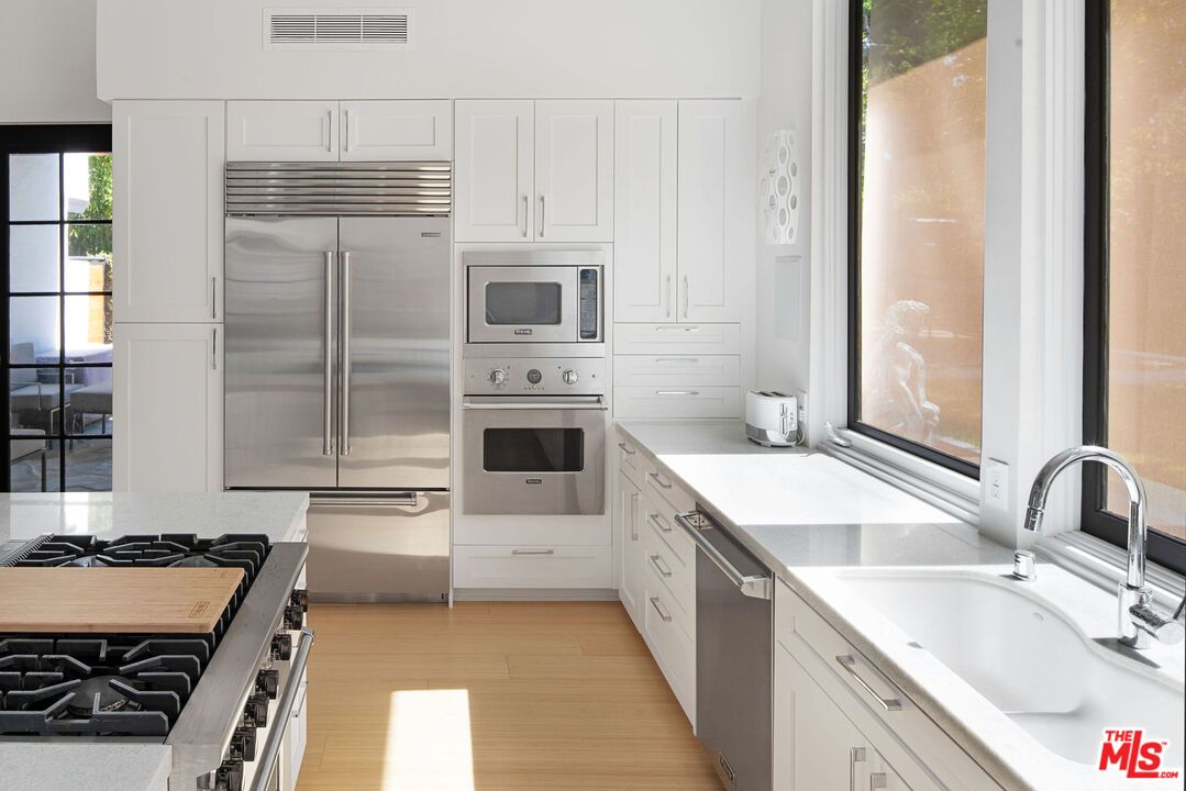 Interior, Kitchen, Stainless Steel Appliances, Wood Texture Flooring