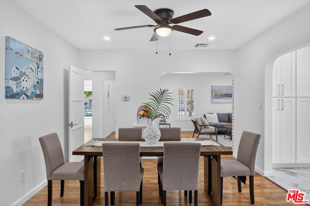 Dining room, Interior, Recessed Lighting, Wood Texture Flooring