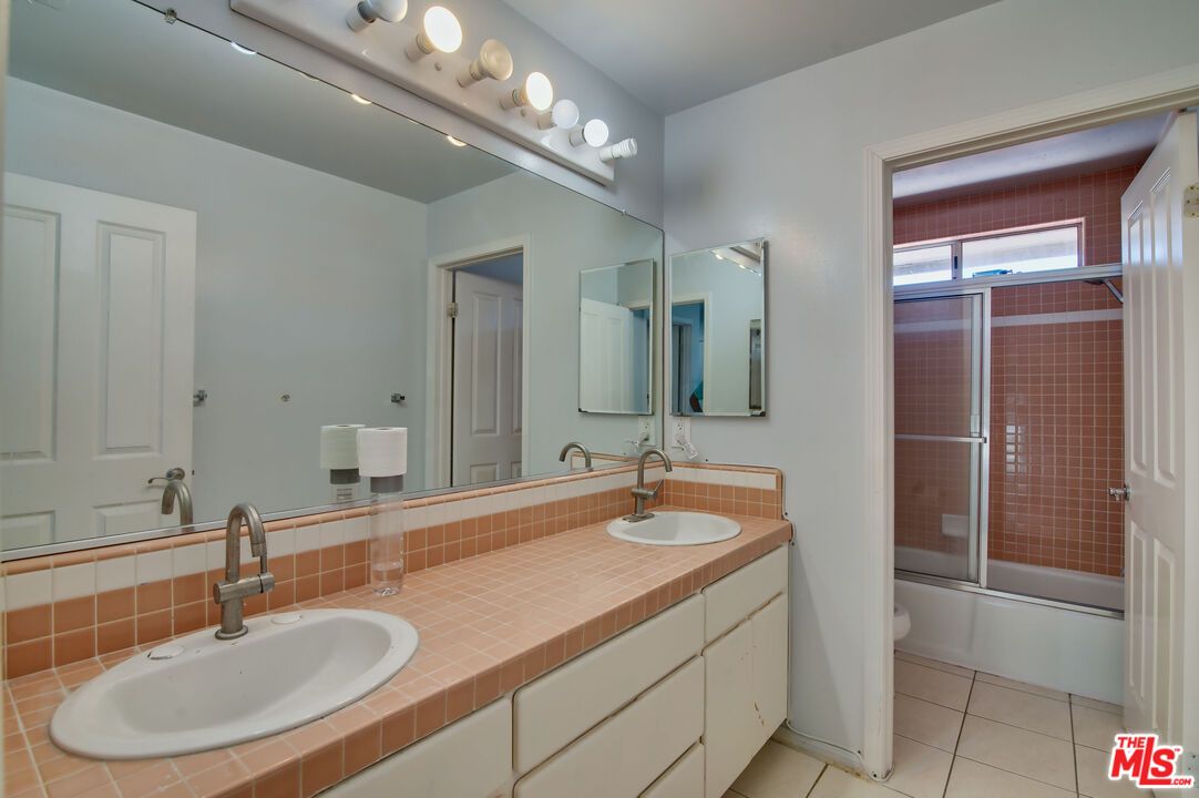 Bathroom, Dual Sink Vanities, Glass Shower, Interior, Tile Countertops