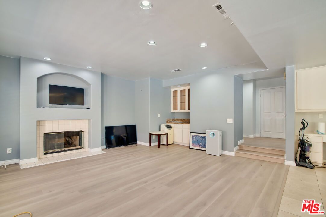 Fireplace, Interior, Recessed Lighting, Wood Texture Flooring