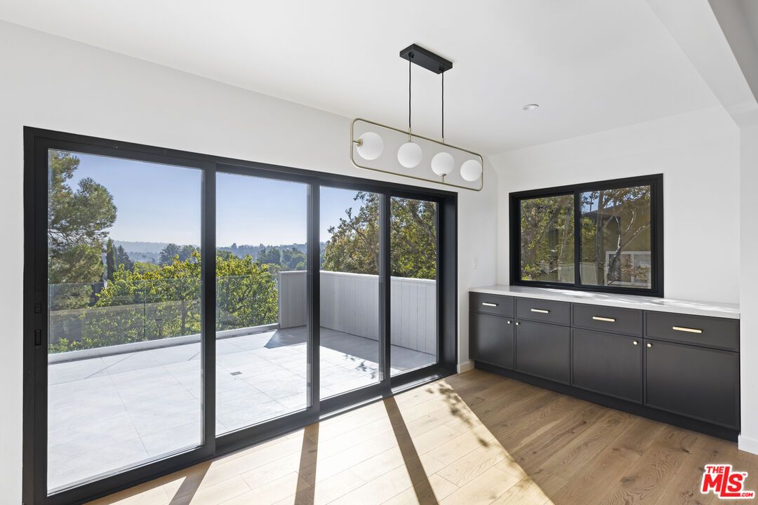 Empty room, Interior, Pendant Lights, Recessed Lighting, Wood Texture Flooring