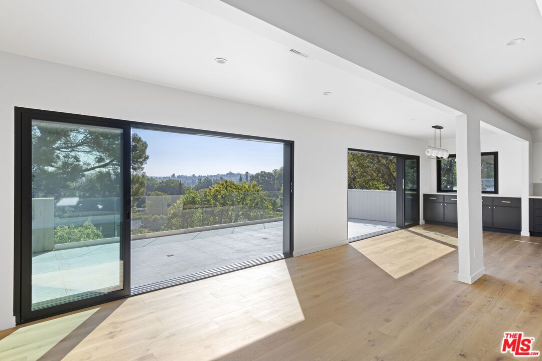 Empty room, Interior, Pendant Lights, Recessed Lighting, Wood Texture Flooring