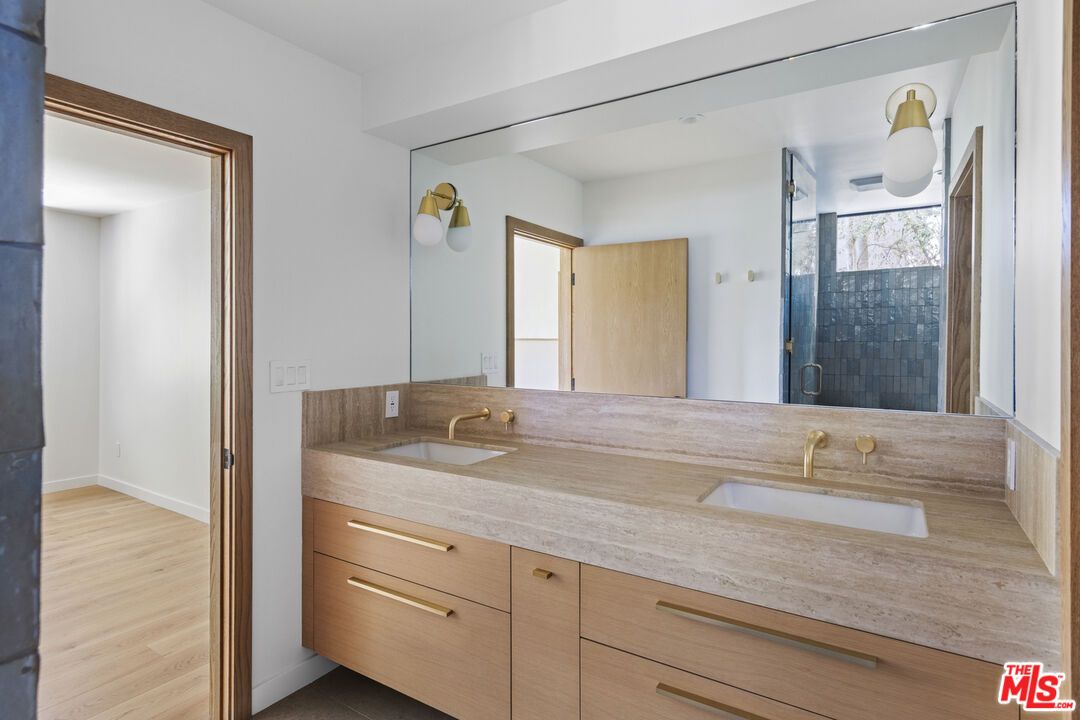 Bathroom, Dual Sink Vanities, Interior, Wood Texture Flooring