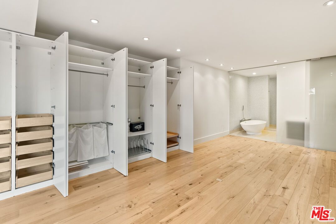 Interior, Recessed Lighting, Walk-in Closets, Wood Texture Flooring