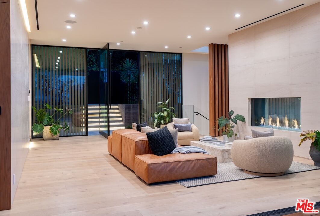 Fireplace, Interior, Living room, Recessed Lighting, Wood Texture Flooring