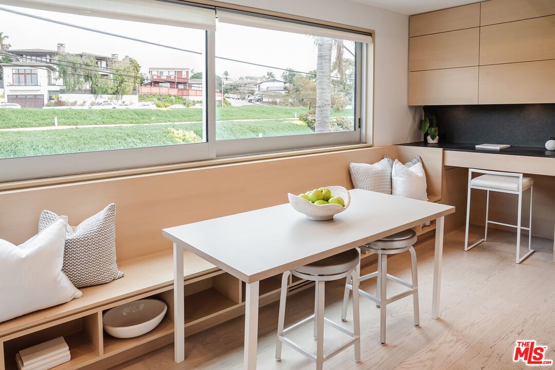 Dining room, Interior, Wood Texture Flooring