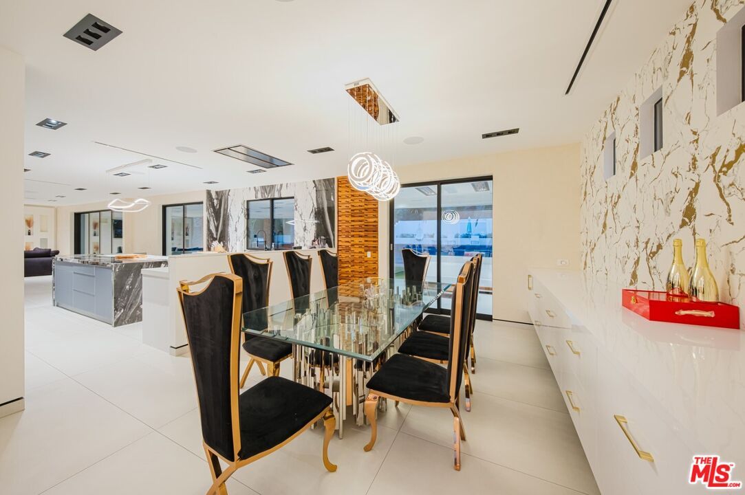 Dining room, Interior, Kitchen, Pendant Lights