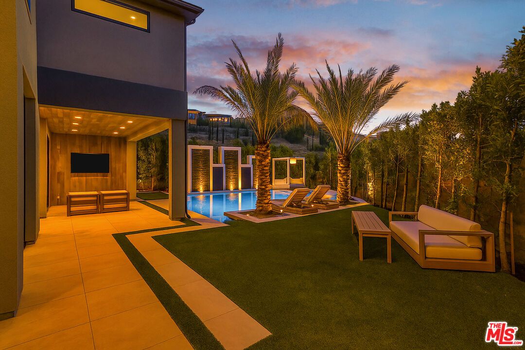 Backyard, Exterior, Pool