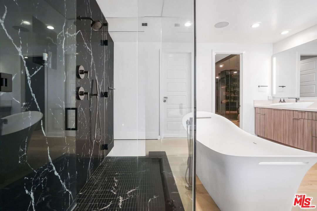 Bathroom, Free Standing Baths, Glass Shower, Interior, Recessed Lighting