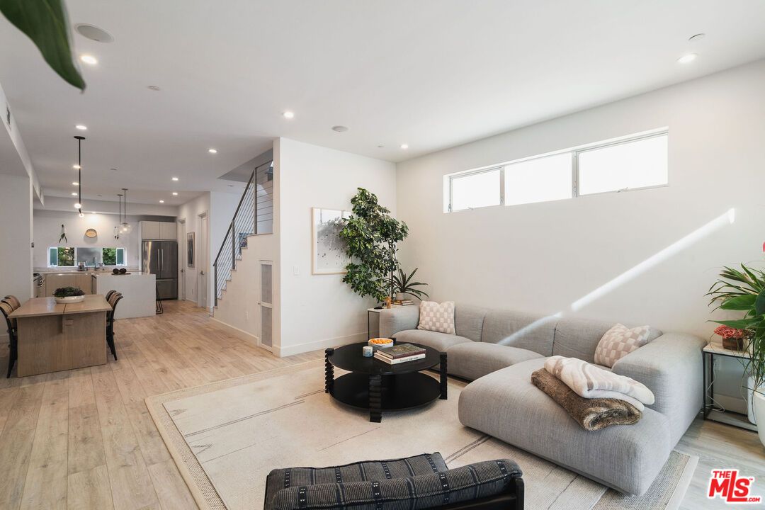 Interior, Kitchen, Living room, Pendant Lights, Recessed Lighting, Wood Texture Flooring