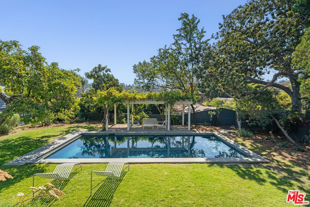 Backyard, Exterior, Pool
