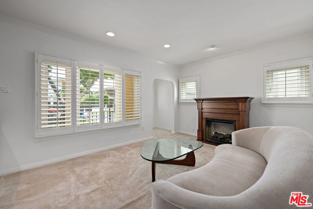 Fireplace, Interior, Living room, Recessed Lighting