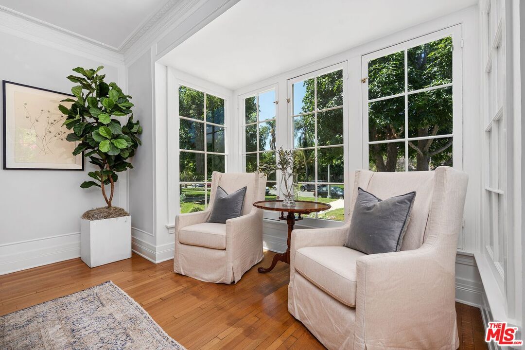 Interior, Sun Room, Wood Texture Flooring