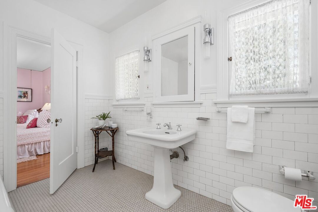 Bathroom, Bedroom, Interior