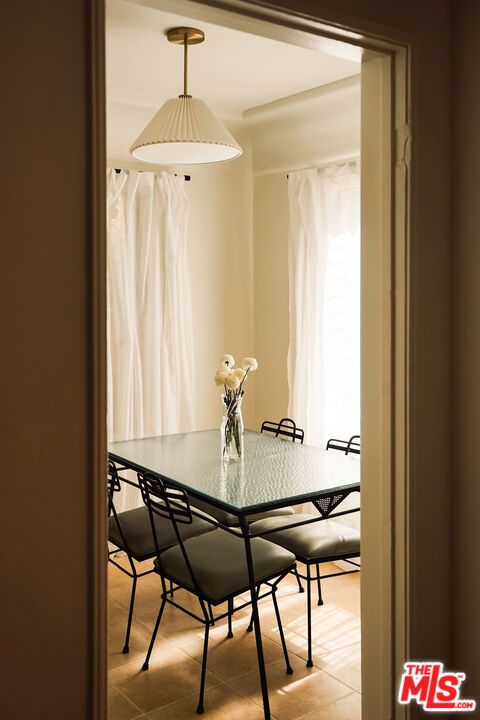 Dining room, Interior