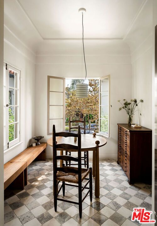 Dining room, Interior, Pendant Lights