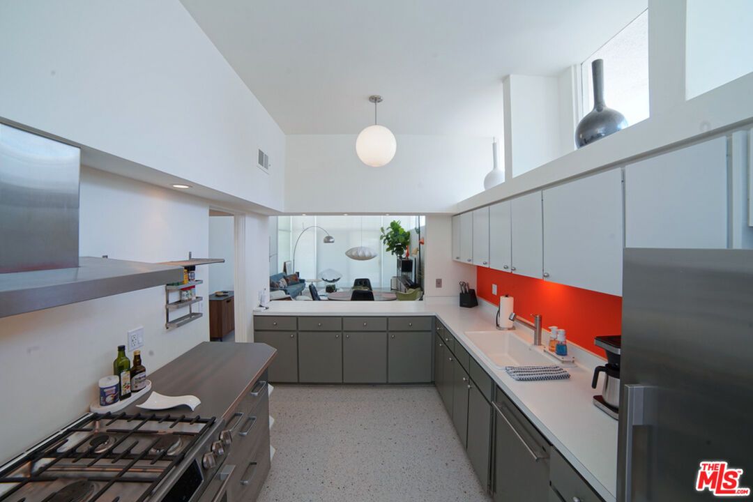 Interior, Kitchen, Pendant Lights, Stainless Steel Appliances