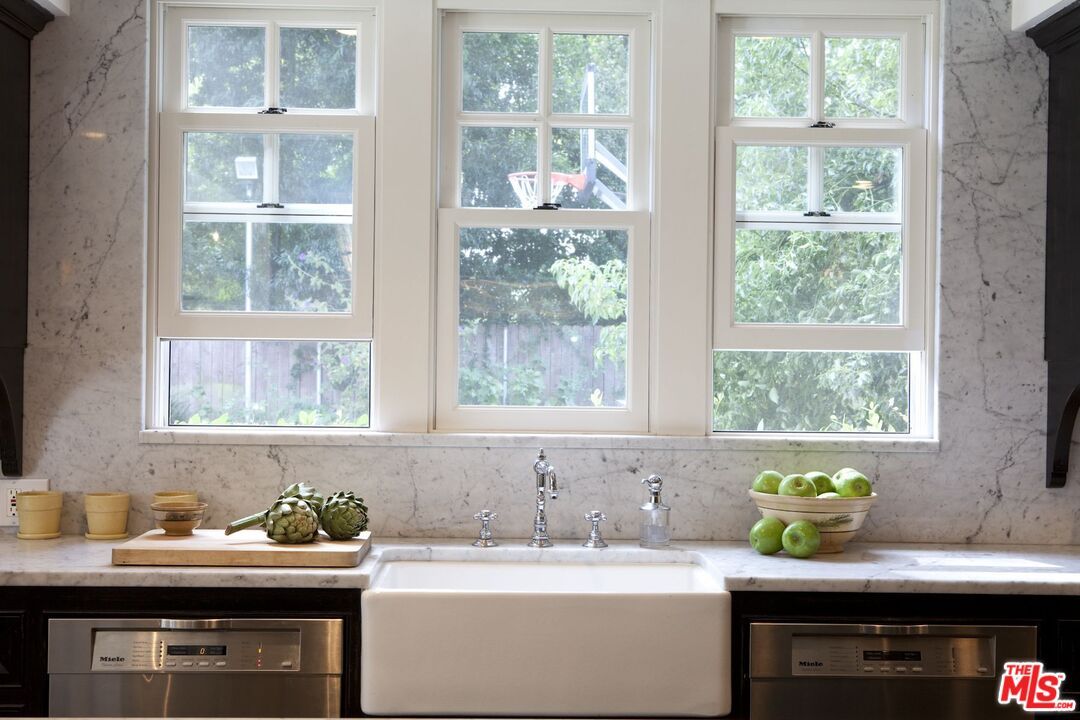 Interior, Kitchen, Marble Walls, Stainless Steel Appliances