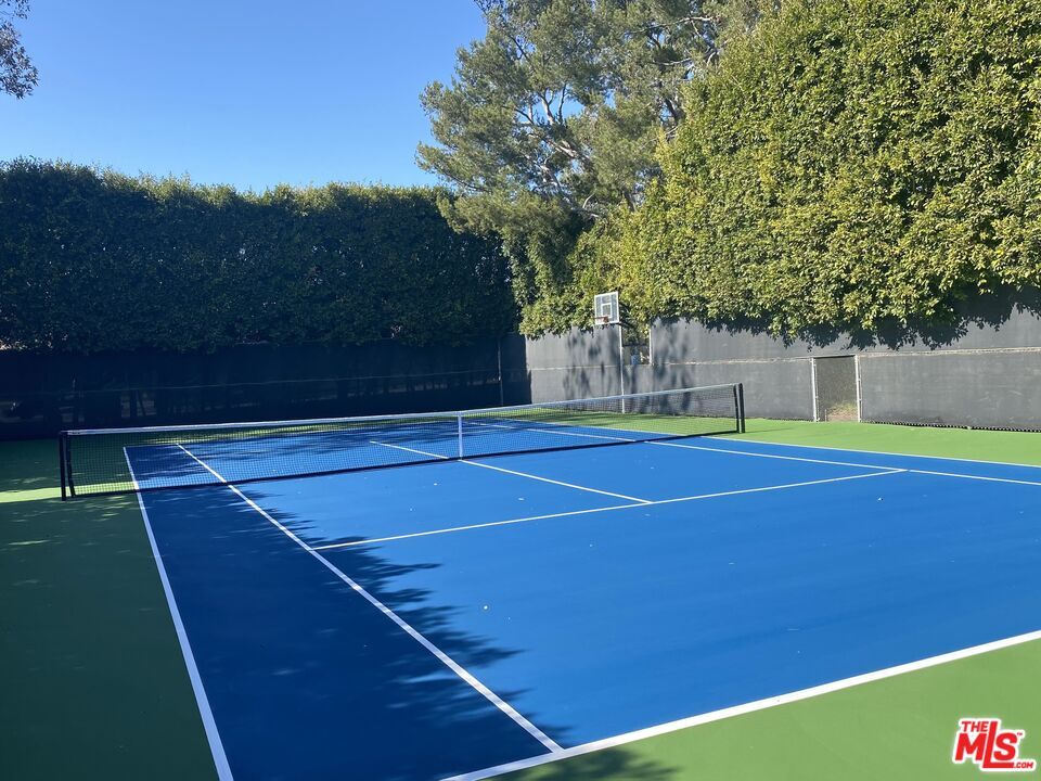 Exterior, Tennis Courts