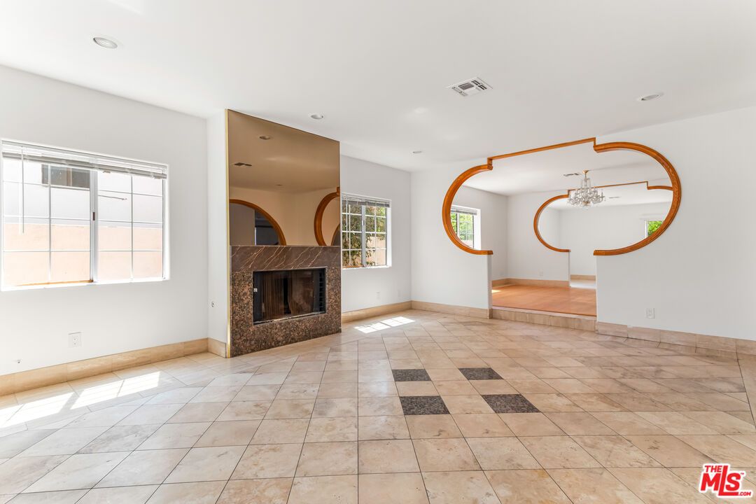 Empty room, Fireplace, Interior, Recessed Lighting
