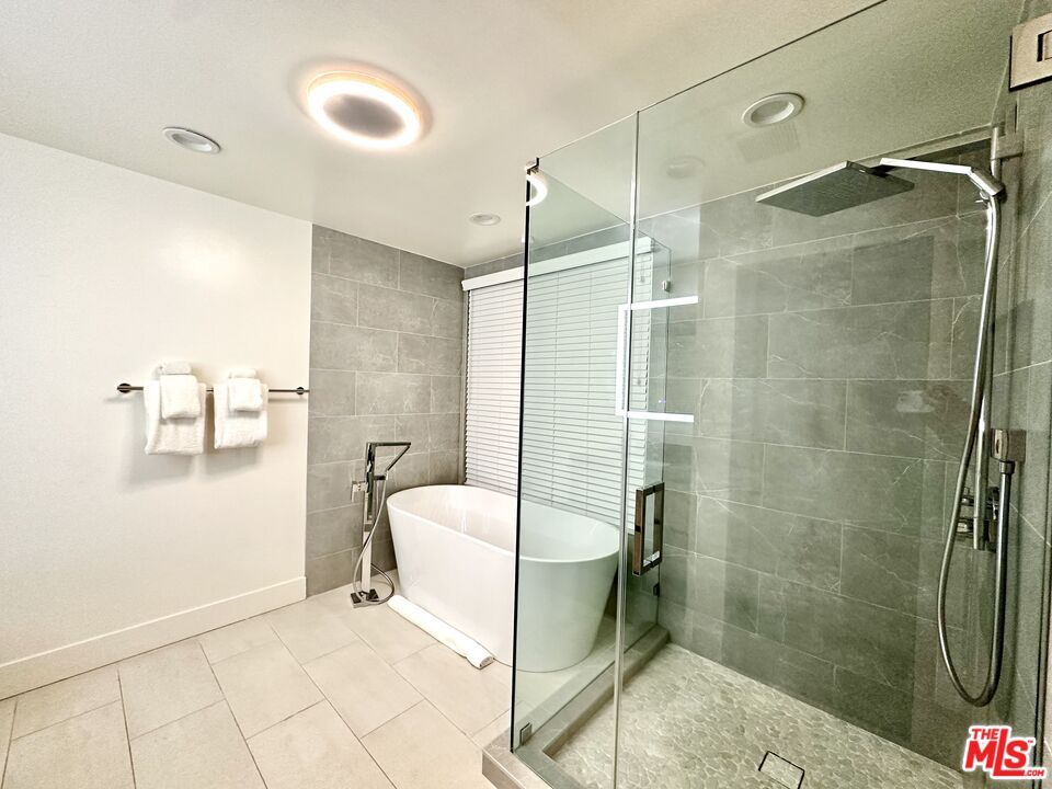 Bathroom, Free Standing Baths, Glass Shower, Interior, Recessed Lighting