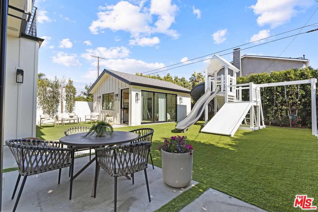 Backyard, Exterior, Playground