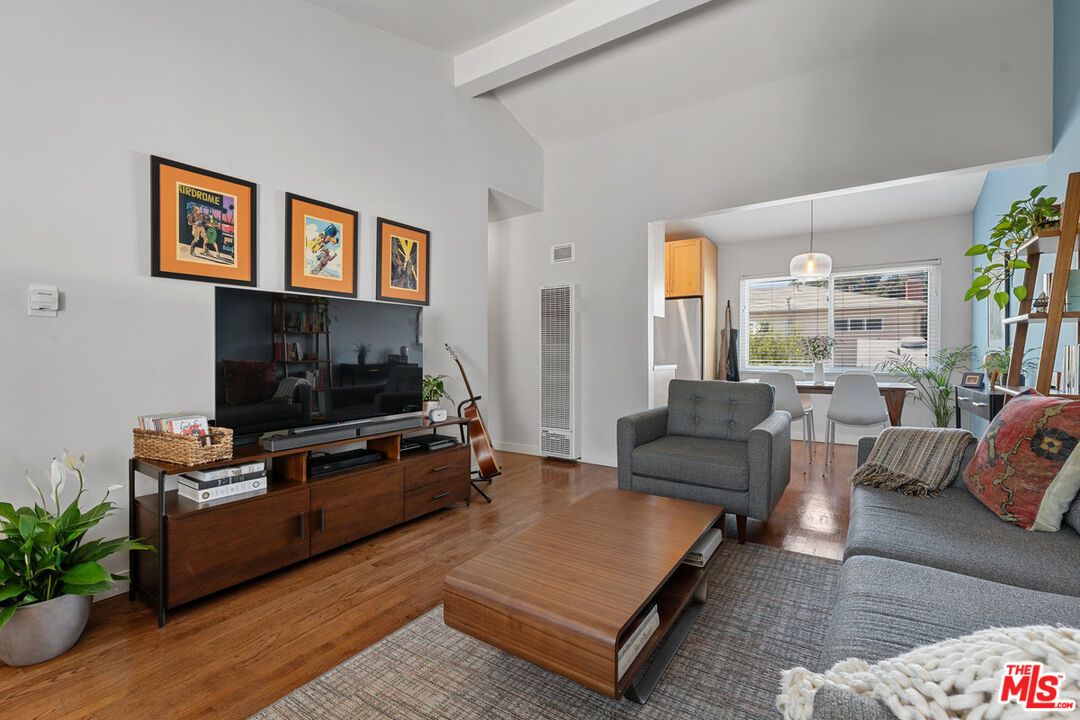 Dining room, Interior, Living room, Pendant Lights, Wood Texture Flooring