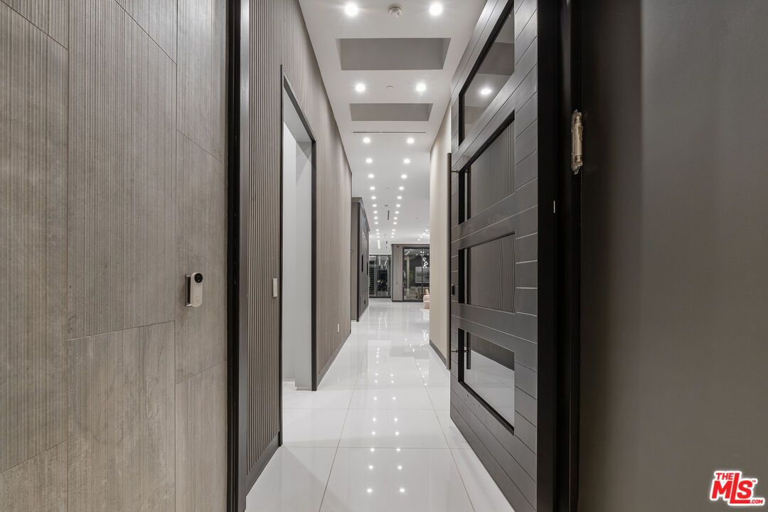 Interior, Recessed Lighting