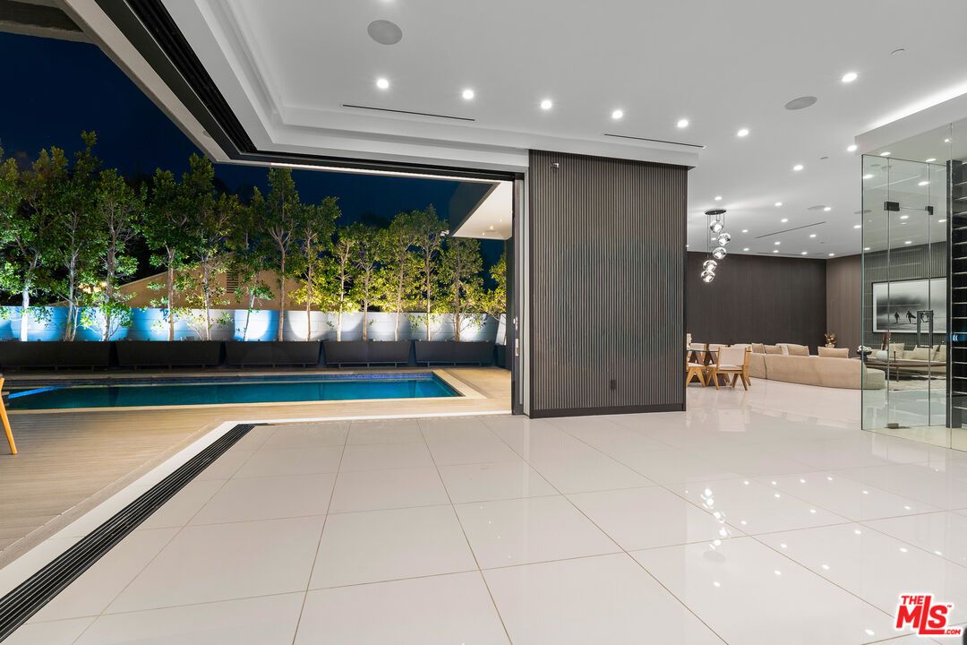 Interior, Pool, Recessed Lighting