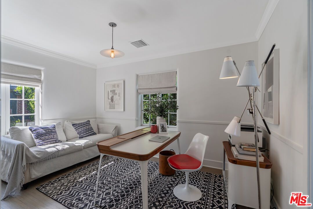 Home Office, Interior, Living room, Pendant Lights, Wood Texture Flooring
