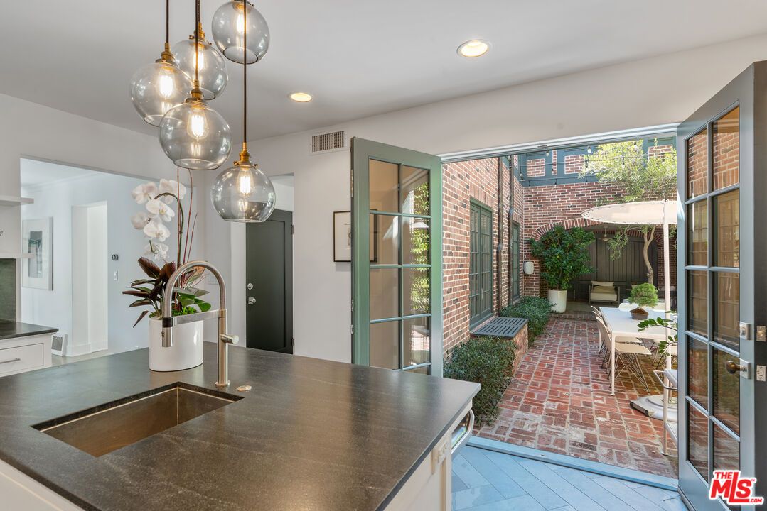 Interior, Pendant Lights, Recessed Lighting