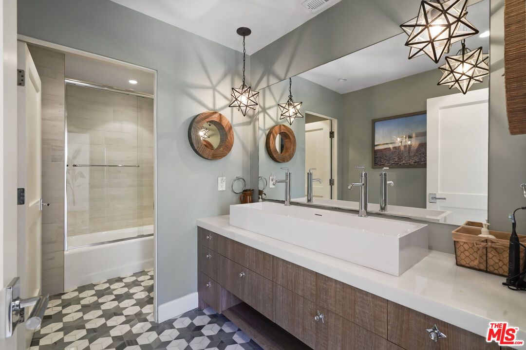 Bathroom, Dual Sink Vanities, Glass Shower, Interior, Pendant Lights, Recessed Lighting