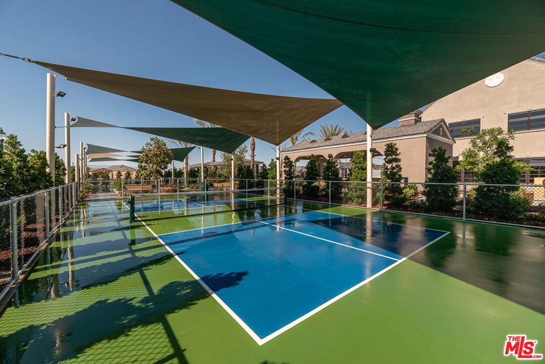 Exterior, Tennis Courts