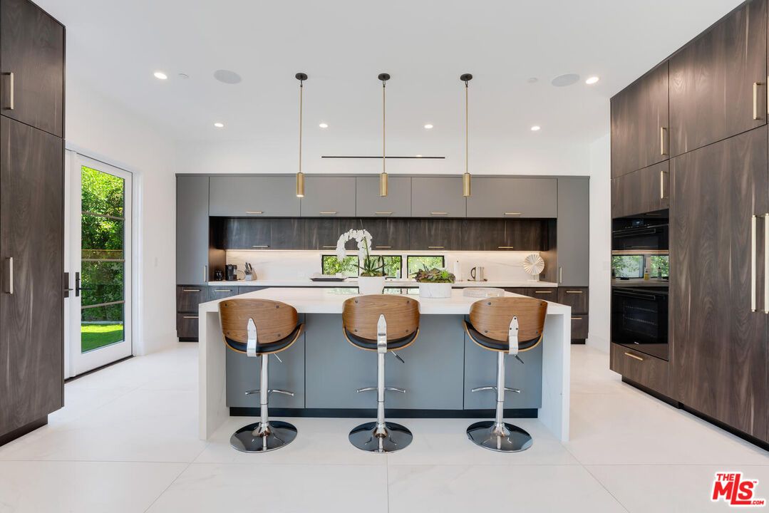 Interior, Kitchen, Pendant Lights, Recessed Lighting