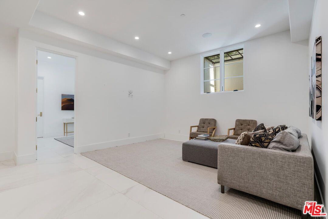 Interior, Living room, Marble, Recessed Lighting