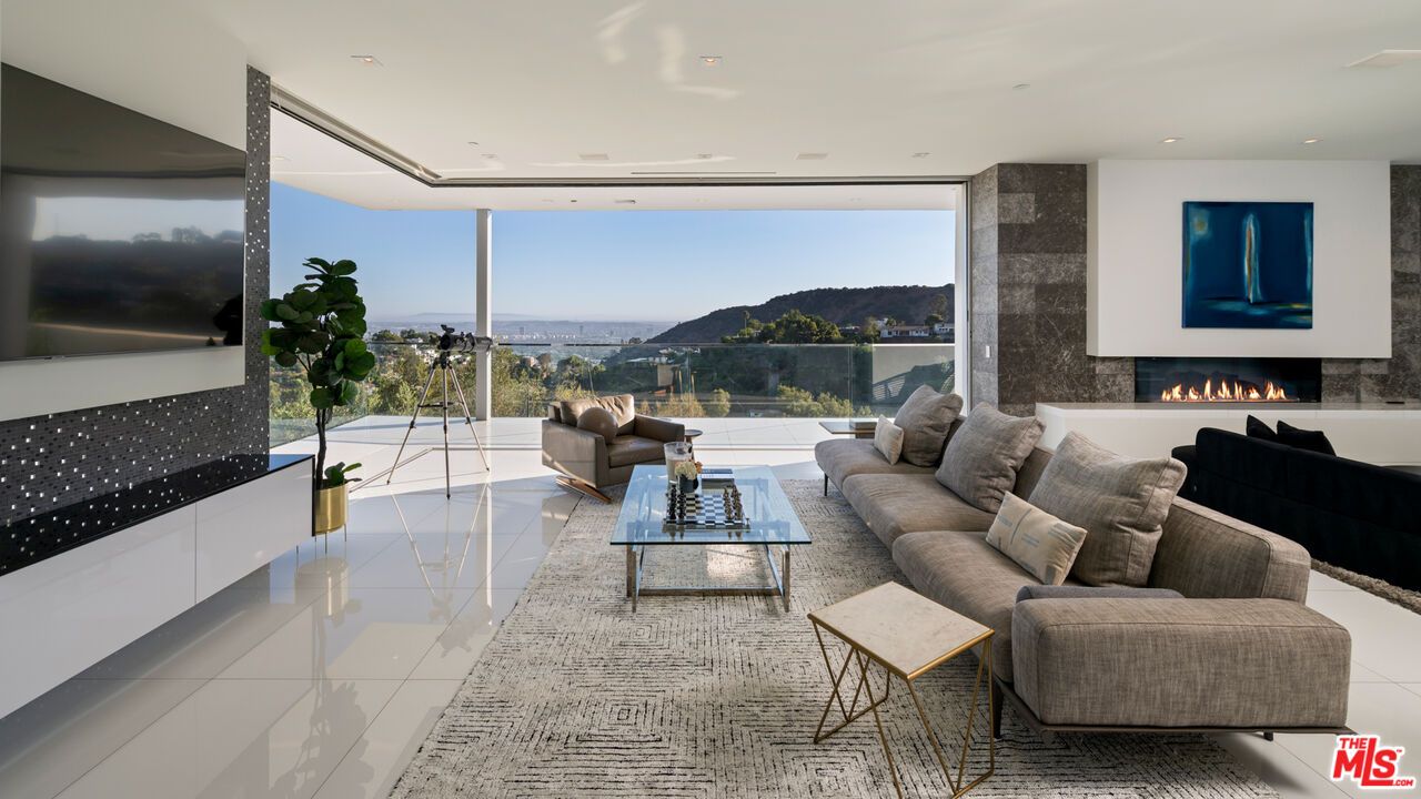 Fireplace, Interior, Living room, Recessed Lighting