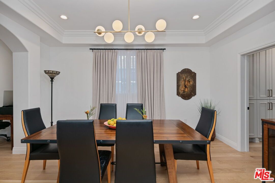 Dining room, Interior, Pendant Lights, Recessed Lighting, Wood Texture Flooring