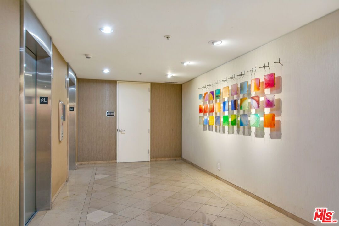 Elevator, Interior, Recessed Lighting