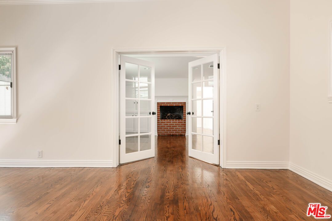 DE Listing image placeholder