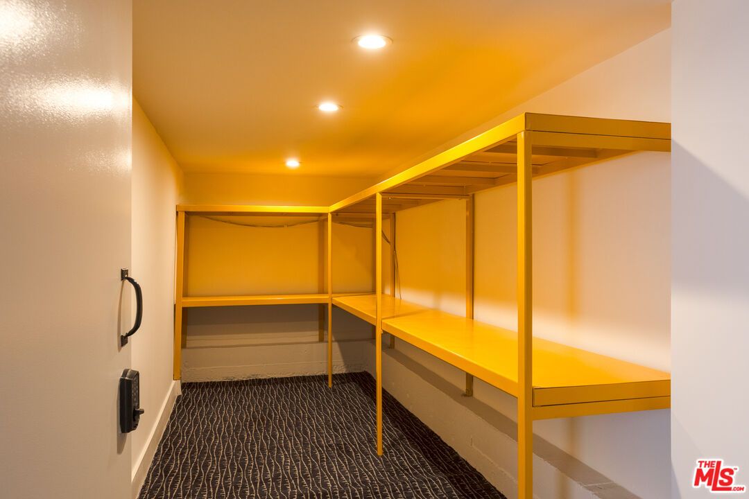 Interior, Recessed Lighting, Walk-in Closets