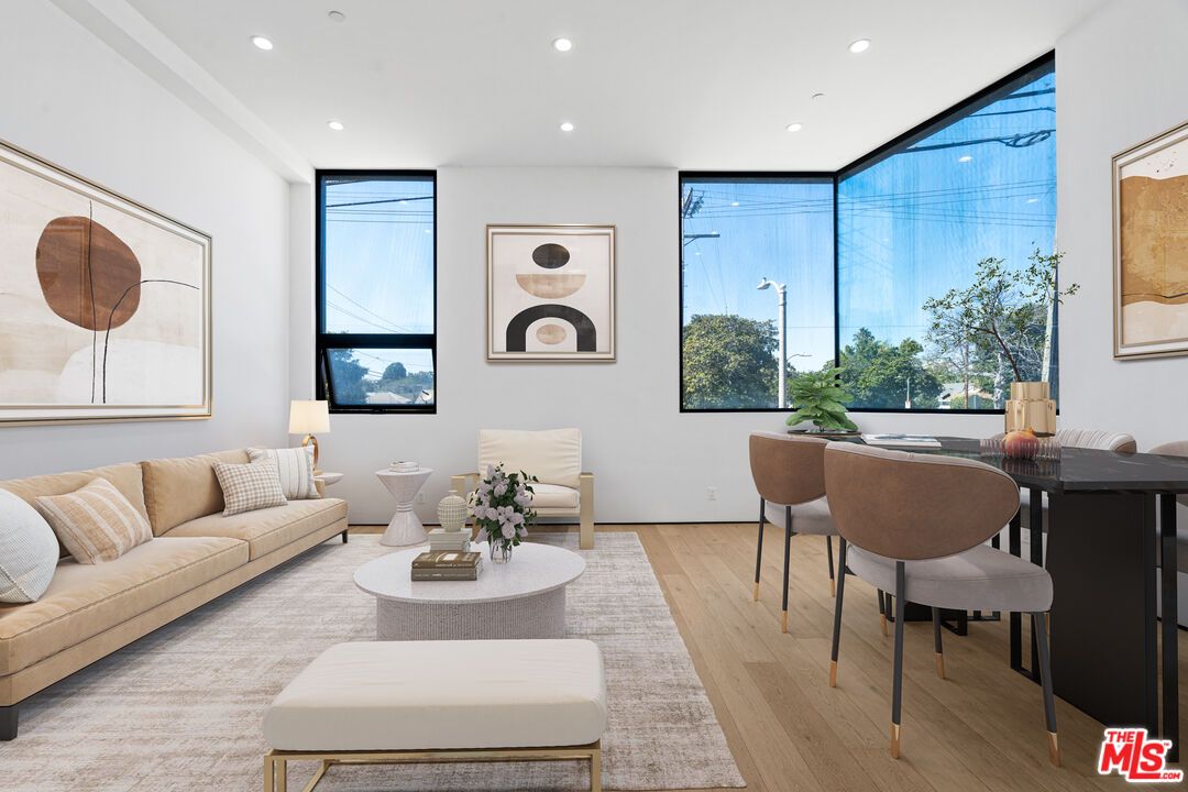 Dining room, Interior, Living room, Recessed Lighting, Wood Texture Flooring