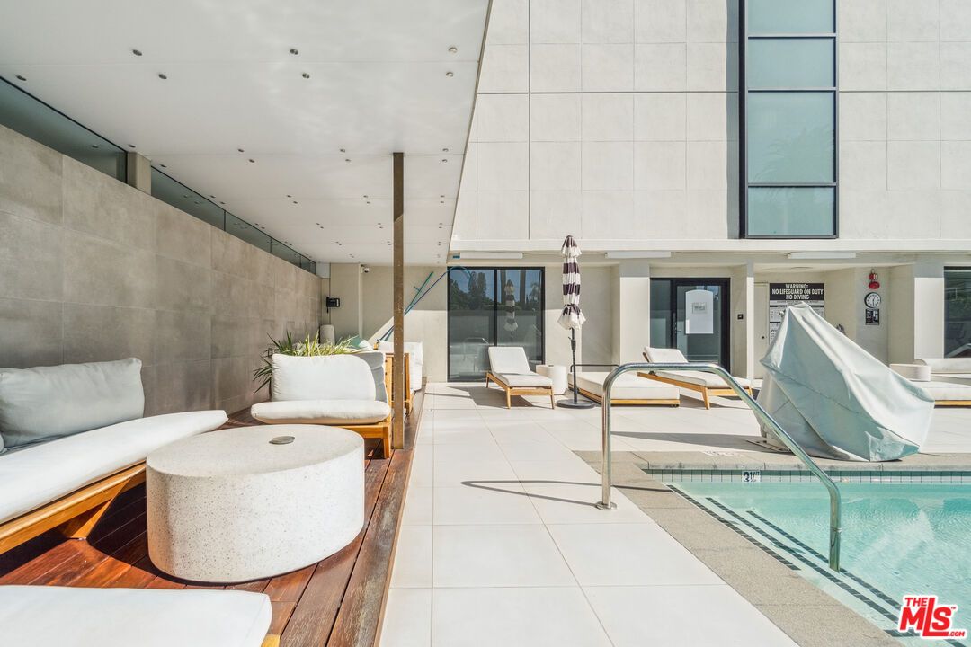 Interior, Pool, Recessed Lighting